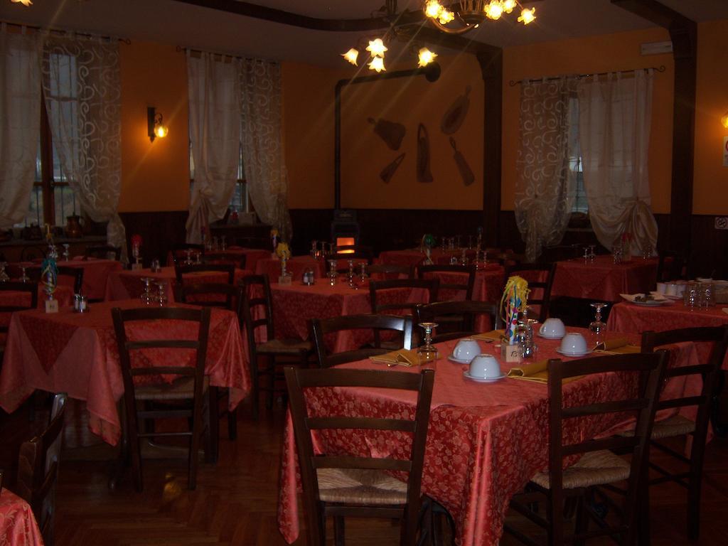 Nuovo Hotel Tripoli Settimo Vittone Extérieur photo
